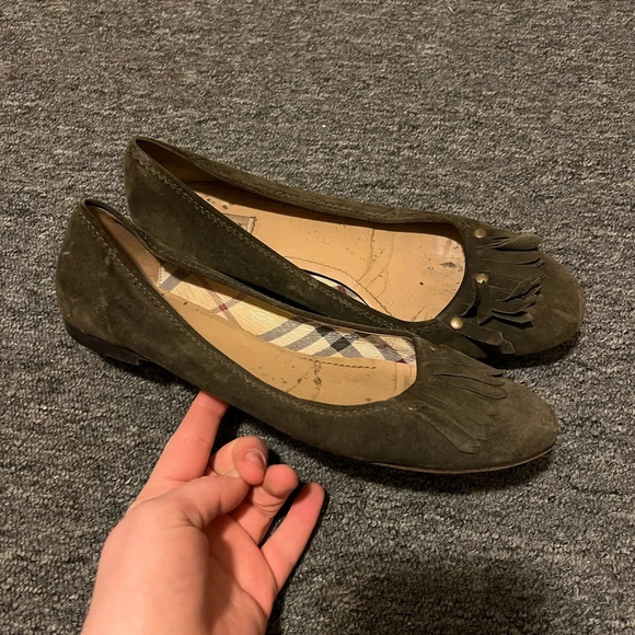 Burberry Olive Suede Ballet Flats, size 38 - Picture 5 of 9